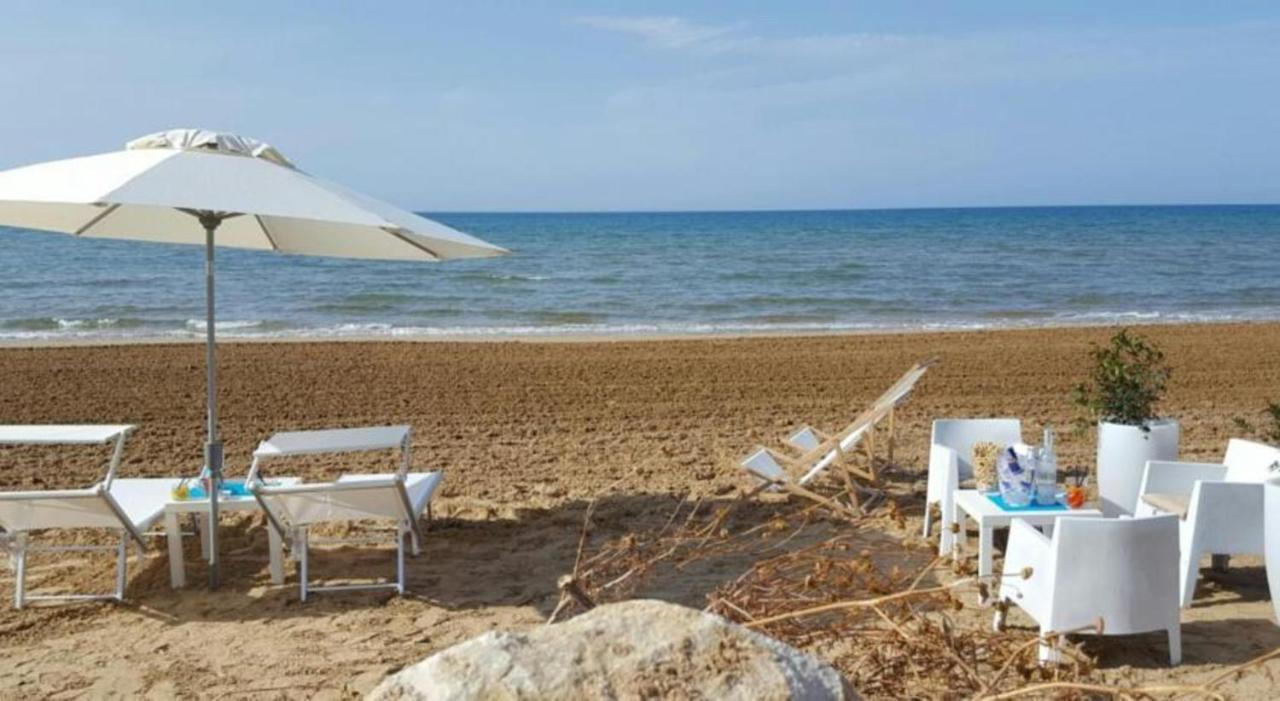 Villa White Sicilia Santa Maria Del Focallo Buitenkant foto